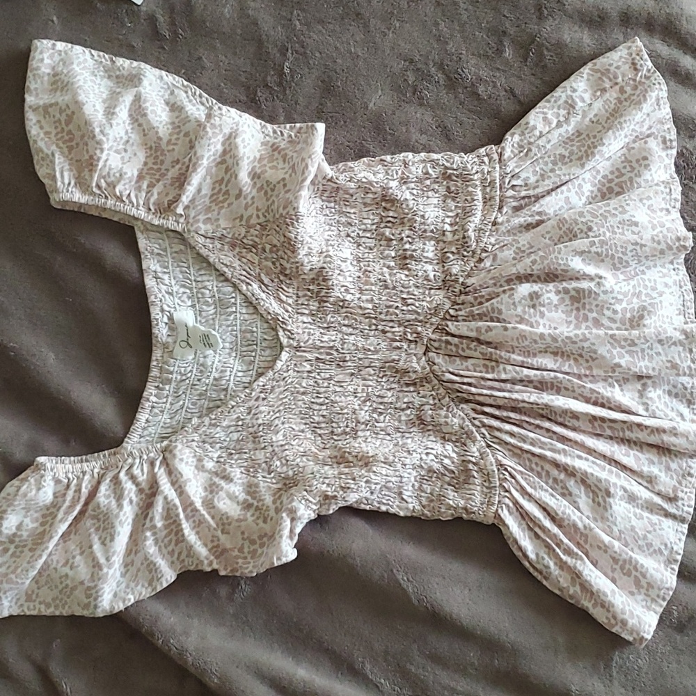 Japna Shirred Ruffled Sleeveless Top Animal Print Tan Peach White Medium